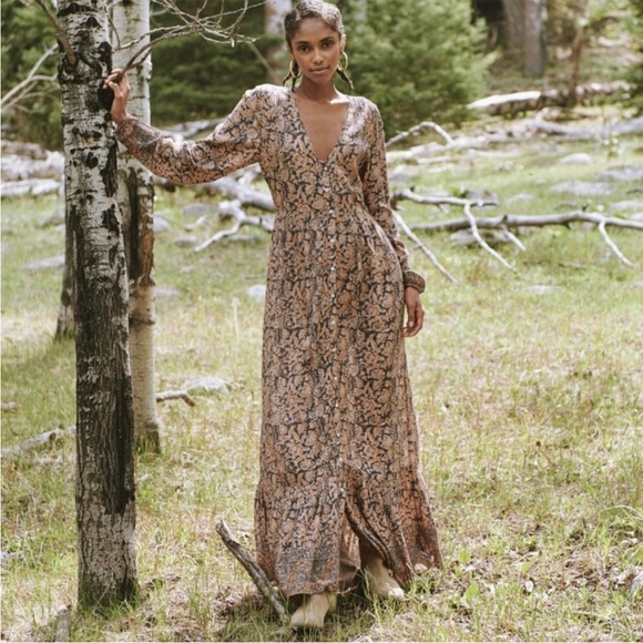 Faherty Toluca Floral Tiered Maxi Dress In Blue Bordeaux Size Medium - Picture 1 of 14